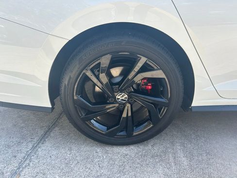 Used 2023 Volkswagen Jetta GLI Autobahn w/ GLI Black Package image 27