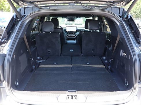 Used 2026 Ford Explorer ST-Line w/ ST-Line Street Pack AWD/4WD image 25