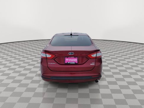 Used 2016 Ford Fusion SE w/ Equipment Group 202A image 7