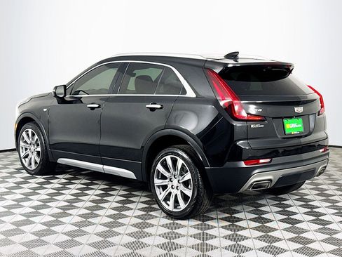 Used 2022 Cadillac XT4 Premium Luxury w/ Enhanced Visibility Package image 6