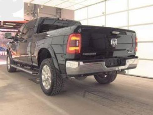 Used 2019 RAM 2500 Laramie AWD/4WD image 4