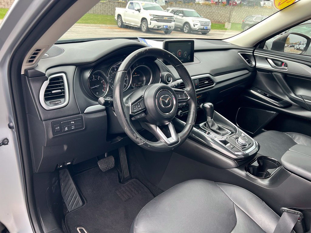 Used 2019 MAZDA CX-9 Touring w/ Touring Premium Package FWD image 18