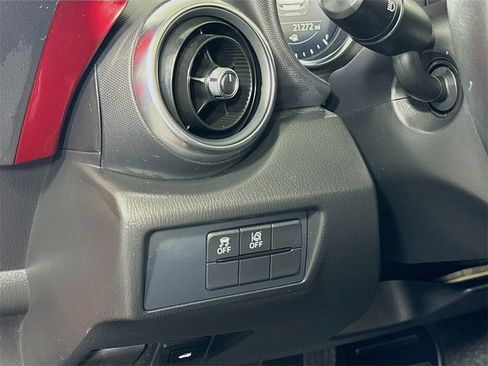 Used 2021 MAZDA MX-5 Miata Grand Touring image 11