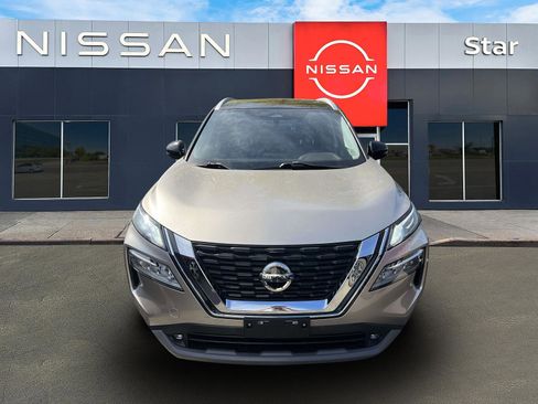 Used 2021 Nissan Rogue SL AWD/4WD image 2