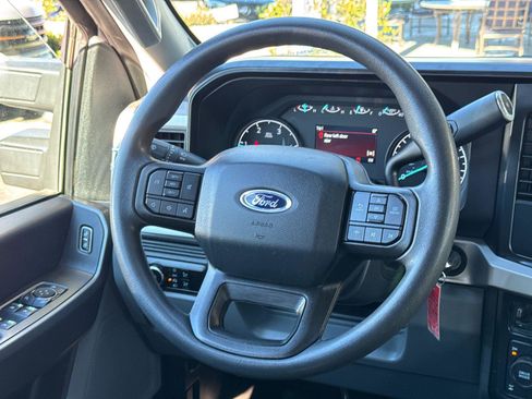 Certified 2025 Ford F250 XLT w/ FX4 Off-Road Package image 24