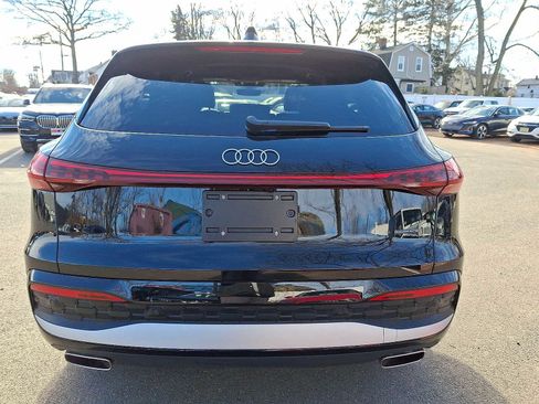 Certified 2025 Audi Q5 Premium w/ Convenience Package image 23