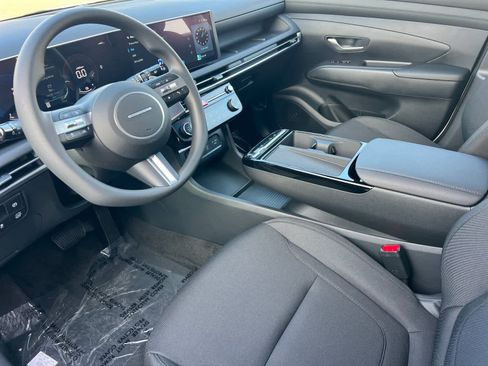 New 2026 Hyundai Tucson Blue SE image 11