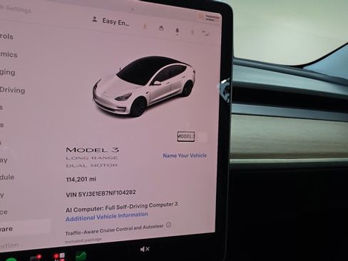 Used 2022 Tesla Model 3 Long Range AWD/4WD image 23