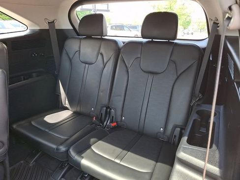Certified 2025 Kia Sorento SX FWD image 10