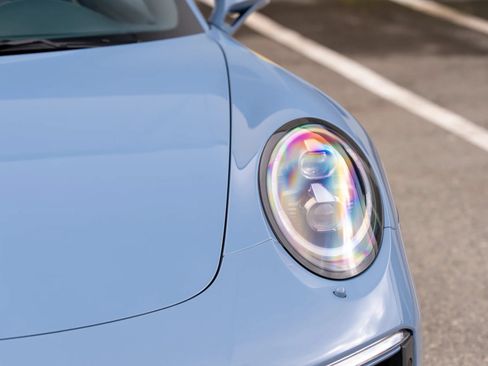 Used 2017 Porsche 911 Targa 4S AWD/4WD image 16