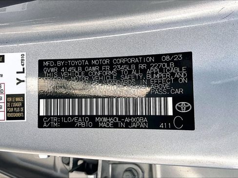 Used 2023 Toyota Prius XLE image 19