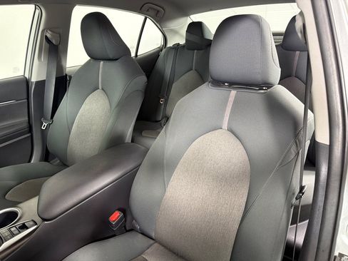 Used 2023 Toyota Camry LE FWD image 12