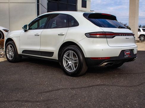 Used 2020 Porsche Macan Base image 4