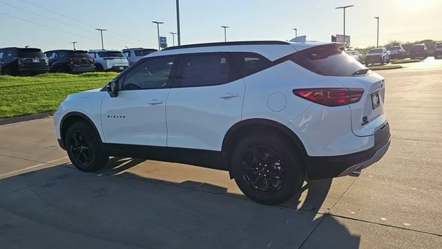 New 2026 Chevrolet Blazer LT w/ Sound & Technology Package FWD image 6