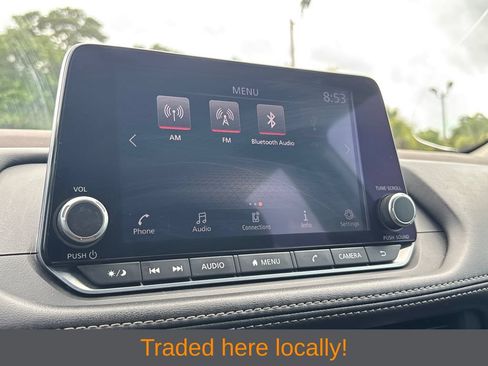 Used 2023 Nissan Rogue S FWD image 12