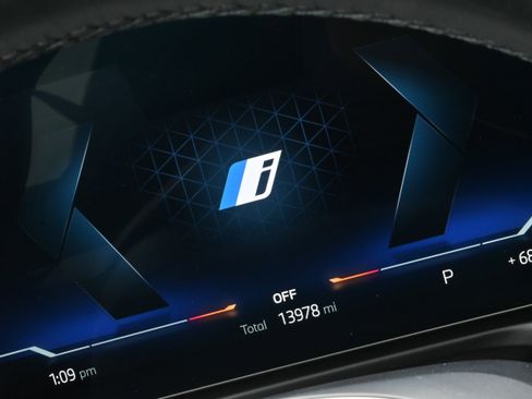 Certified 2024 BMW i4 eDrive40 w/ M Sport Package RWD image 39