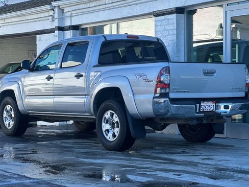 Used 2011 Toyota Tacoma PreRunner w/ TRD Off-Road Pkg w/JBL Audio image 6