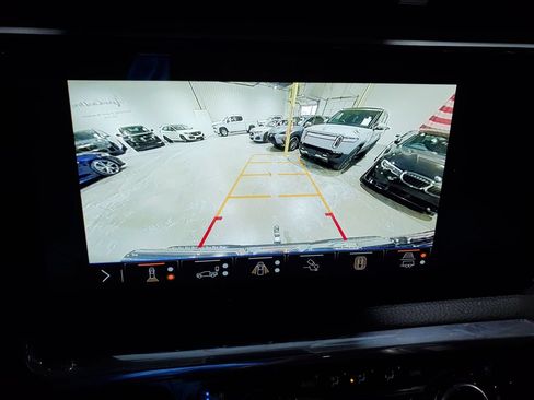 Used 2024 GMC Sierra 1500 Denali w/ Technology Package AWD/4WD image 32