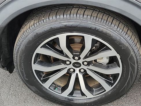 Used 2022 Ford Explorer ST-Line w/ Class IV Trailer Tow Package image 14