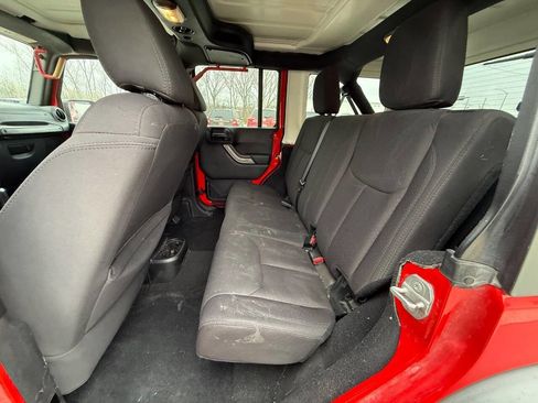 Used 2015 Jeep Wrangler Unlimited Sport w/ Quick Order Package 24S image 21