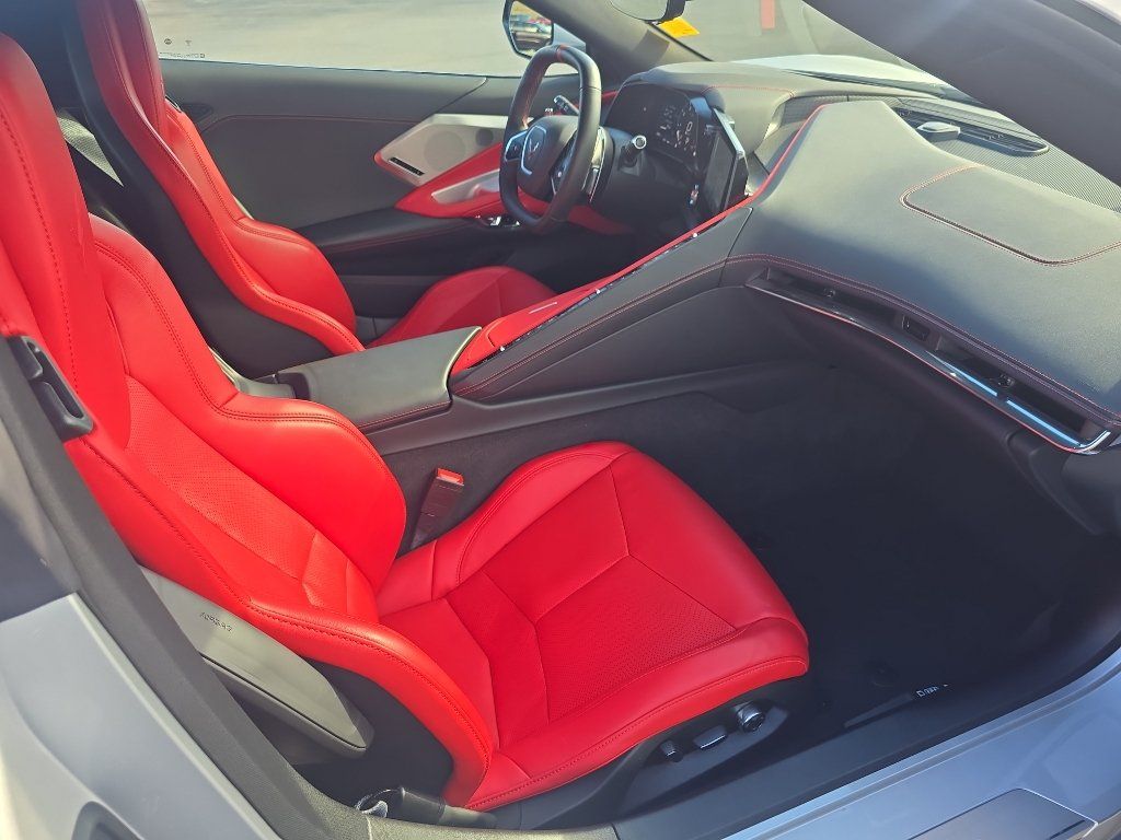 Used 2020 Chevrolet Corvette Stingray Preferred Cpe w/ 2LT Preferred Equipment Group RWD image 25