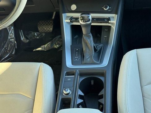 Used 2020 Audi Q3 2.0T Premium Plus w/ Premium Plus Package image 14