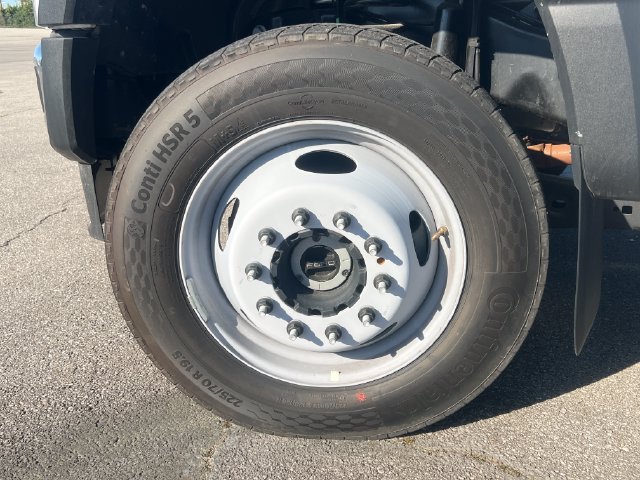 New 2026 Ford F550 4x4 Regular Cab Super Duty image 10