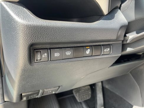 Used 2023 Toyota RAV4 XLE w/ Convenience Package AWD/4WD image 18