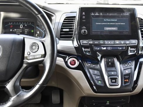 Used 2022 Honda Odyssey Elite image 11