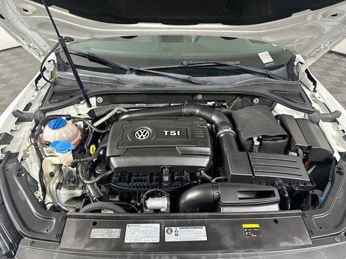 Used 2017 Volkswagen Passat 1.8T SE image 34