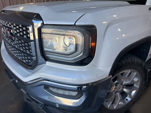 Used 2017 GMC Sierra 1500 SLT w/ Texas SLT Premium Package image 10