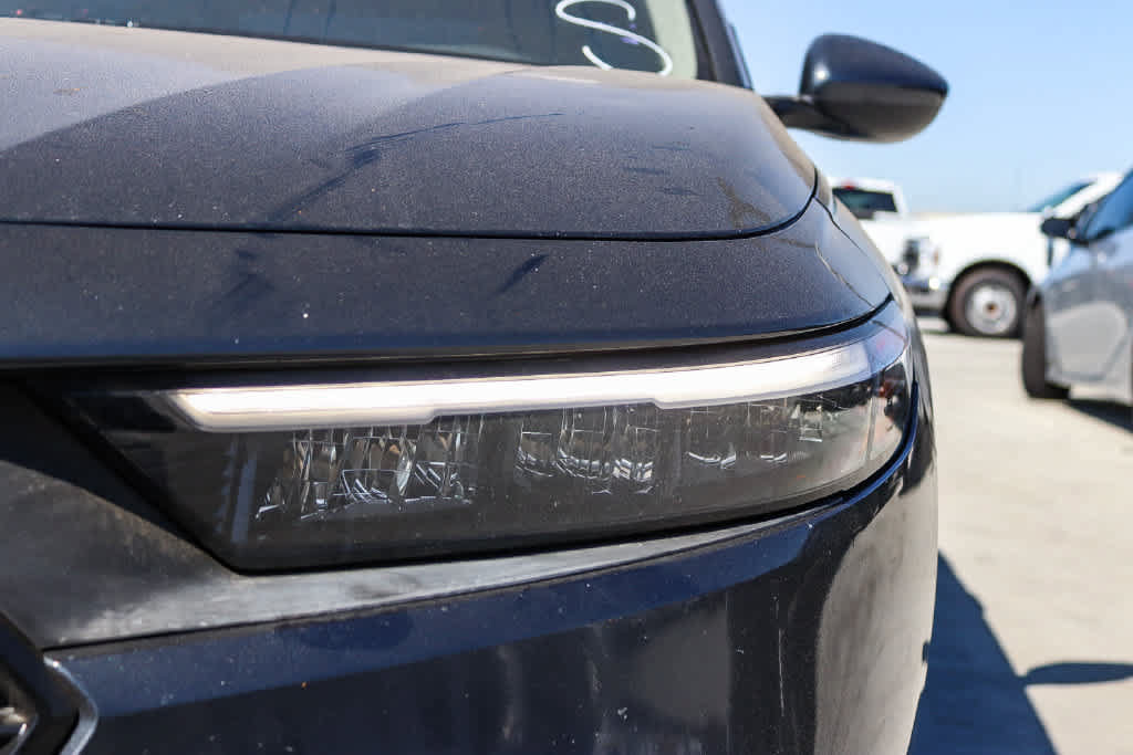 Used 2023 Honda Accord EX image 7