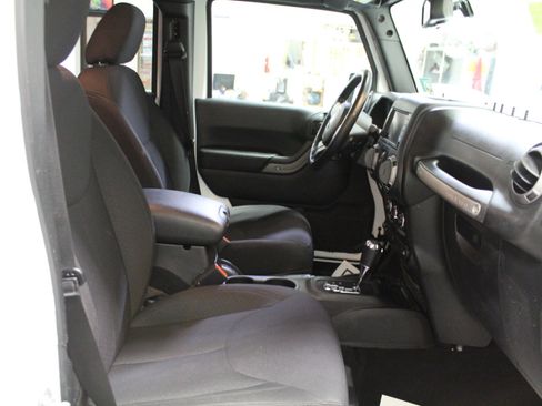 Used 2016 Jeep Wrangler Unlimited Sport w/ Quick Order Package 24S image 19