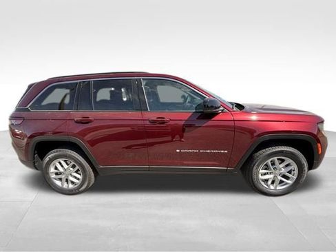 New 2026 Jeep Grand Cherokee Laredo AWD/4WD image 6