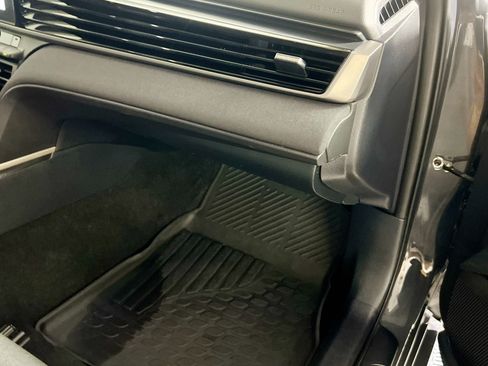 Used 2025 Toyota Camry LE FWD image 34