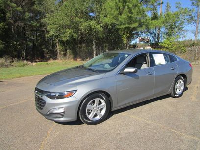 Used 2024 Chevrolet Malibu LT