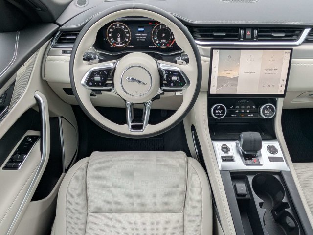 New 2026 Jaguar F-PACE R-Dynamic S AWD/4WD image 32