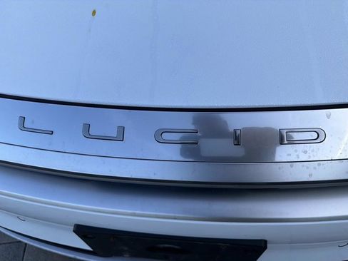 Used 2022 Lucid Air Grand Touring image 8