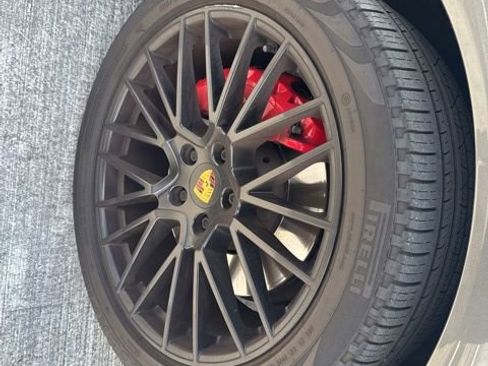 Used 2021 Porsche Cayenne GTS AWD/4WD image 21