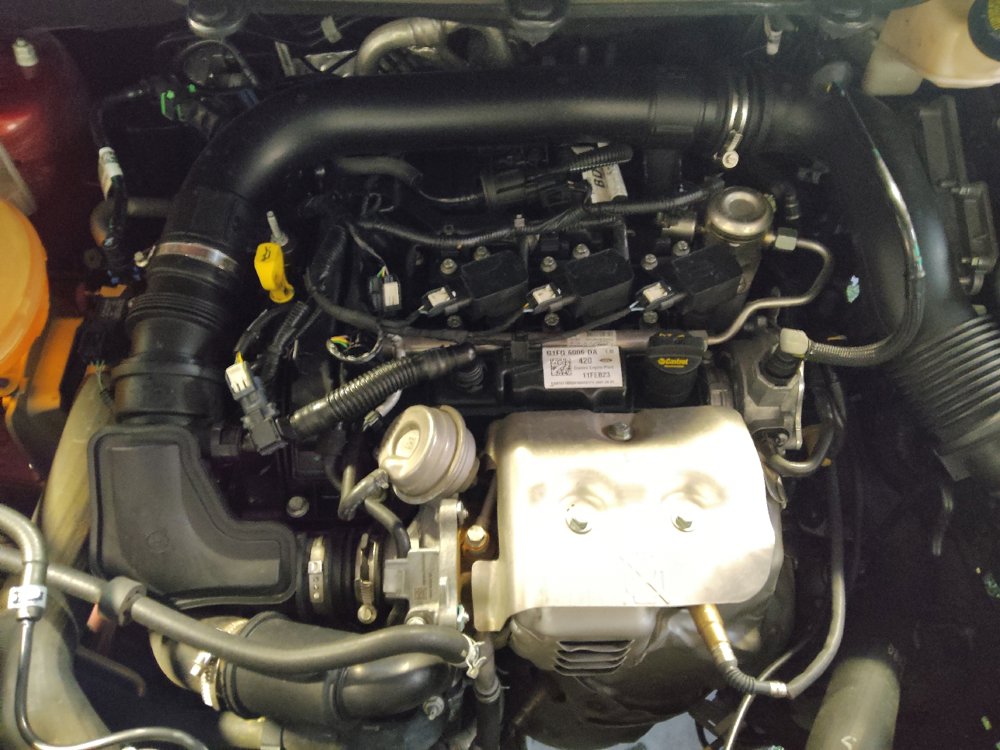 Used 2020 Ford EcoSport SE FWD image 30