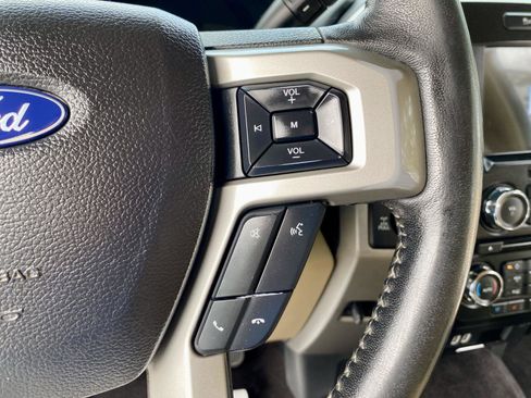 Used 2017 Ford F150 Lariat w/ Equipment Group 501A Mid image 19