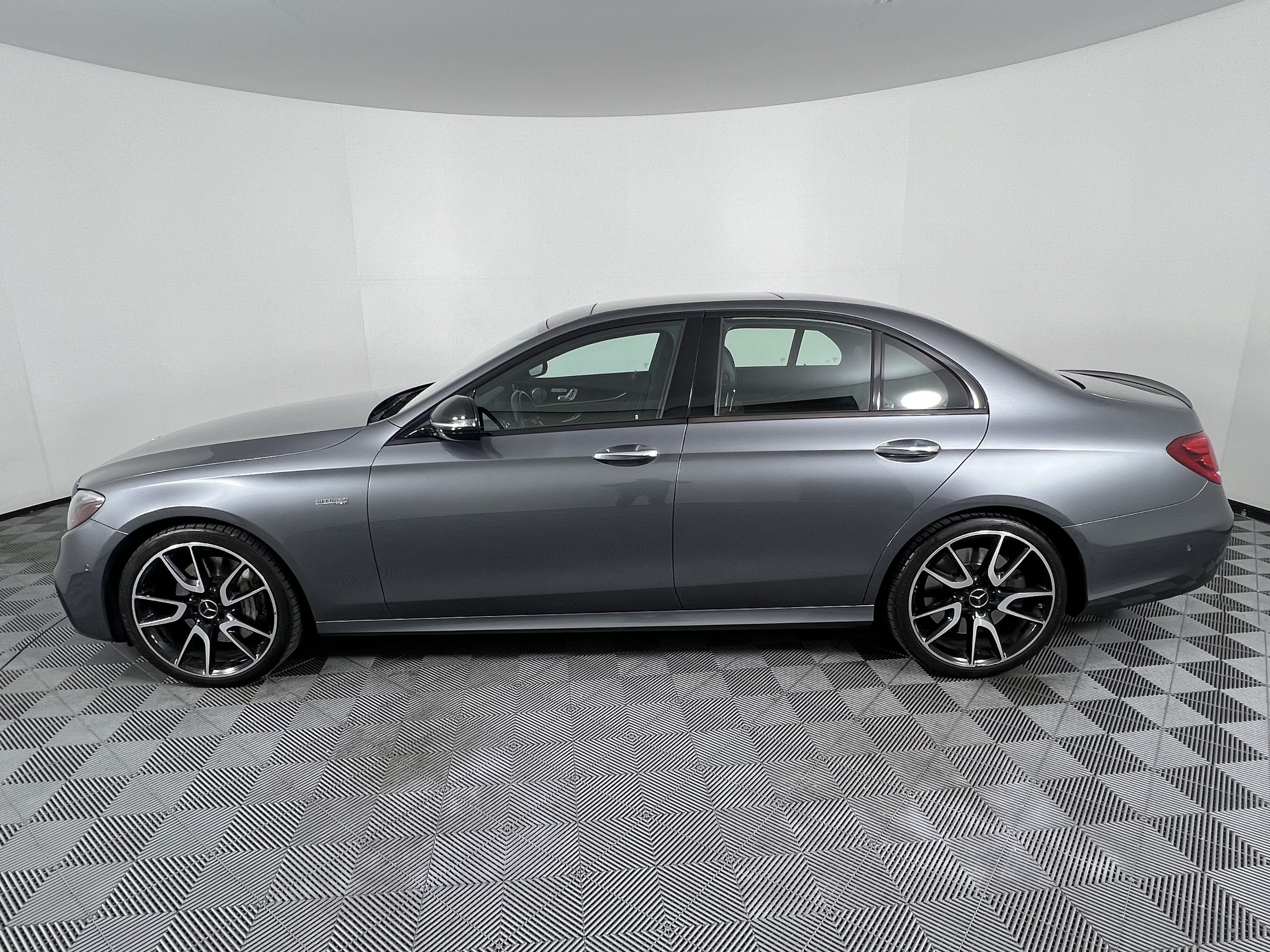 Used 2018 Mercedes-Benz E 43 AMG 4MATIC Sedan image 9