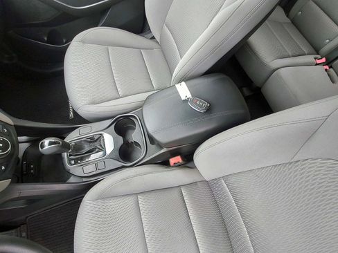 Used 2013 Hyundai Santa Fe Sport FWD image 8