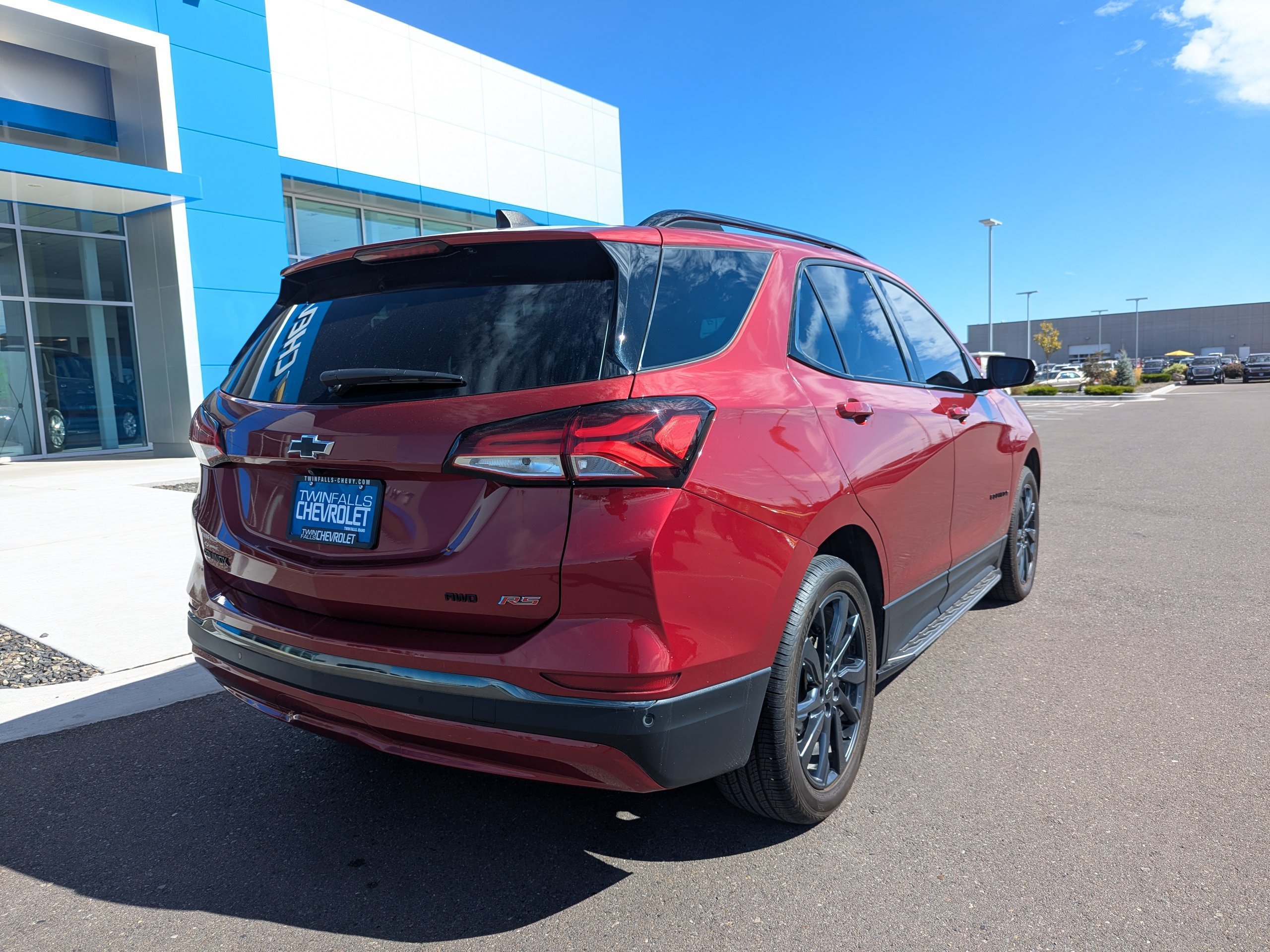 Certified 2023 Chevrolet Equinox RS w/ RS Leather Package AWD/4WD image 39