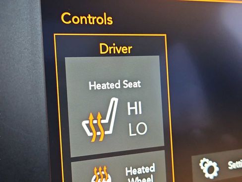 Used 2021 Jeep Renegade Limited w/ Sun & Sound Group image 21