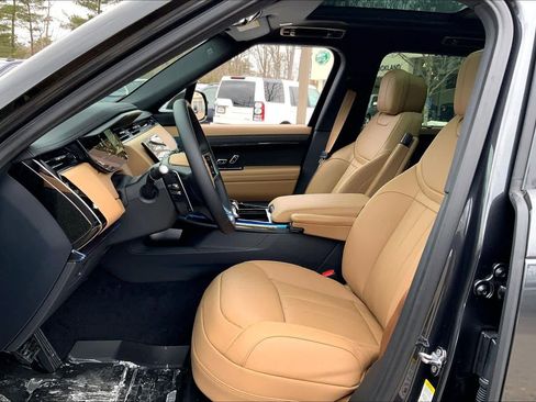 New 2026 Land Rover Range Rover Sport SE AWD/4WD image 13