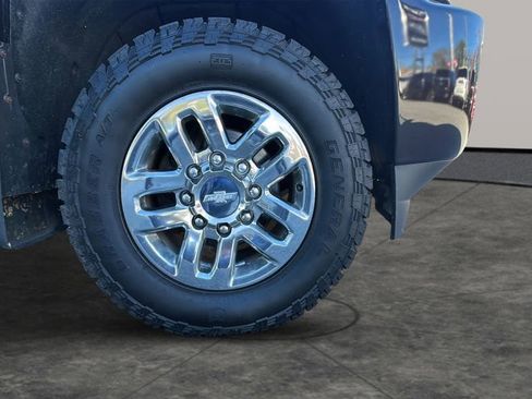 Used 2019 Chevrolet Silverado 3500 High Country w/ Duramax Plus Package image 33