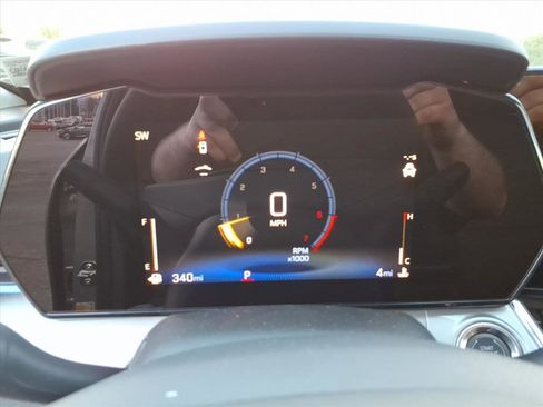 New 2026 Chevrolet Trax LT w/ Driver Confidence Package image 12