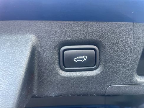 Used 2019 Hyundai Santa Fe FWD image 6