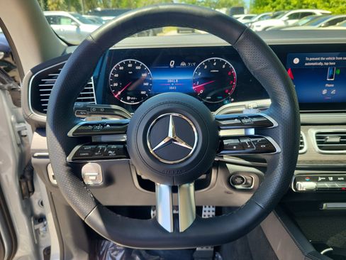 Certified 2026 Mercedes-Benz GLS 450 4MATIC image 29